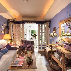  Quarto em Acomodações Particulares Morada Flôres Brasil